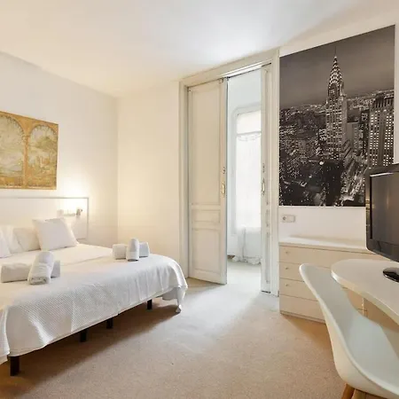 Huge Historic 5bd With Private Terrace! Apartment Barcelona