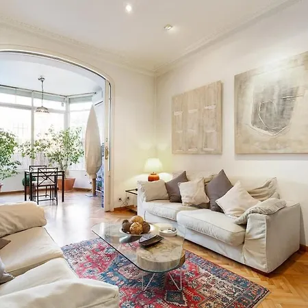 Huge Historic 5bd With Private Terrace! * Barcelona