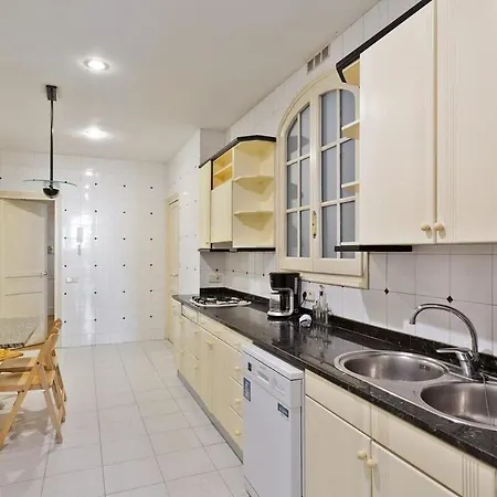 Huge Historic 5bd With Private Terrace! * Barcelona